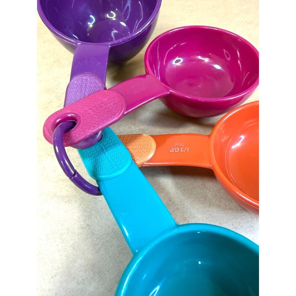 KitchenAid 4-Piece Universal Measuring Cup Set | Retro, 80s, Funky, Colorful - Picture 2 of 11